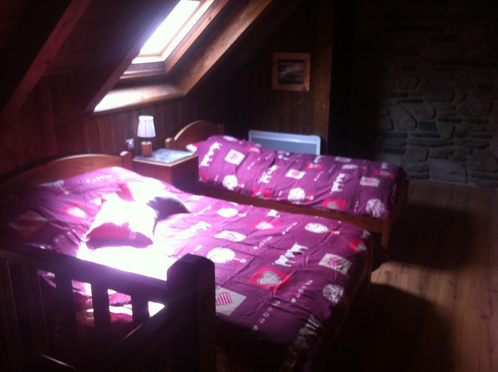 Gites Au Chant Des Marmites Saint-Lary-Soulan Pokój zdjęcie