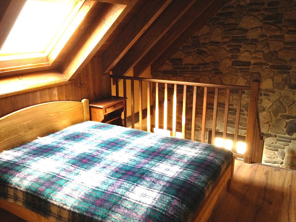 Gites Au Chant Des Marmites Saint-Lary-Soulan Pokój zdjęcie