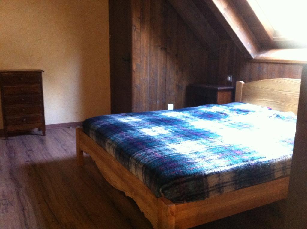 Gites Au Chant Des Marmites Saint-Lary-Soulan Pokój zdjęcie